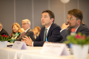 Fred Keup au côté de Dan Hardy, vice-président de l’ADR. (Photo: Matic Zorman/Maison Moderne)