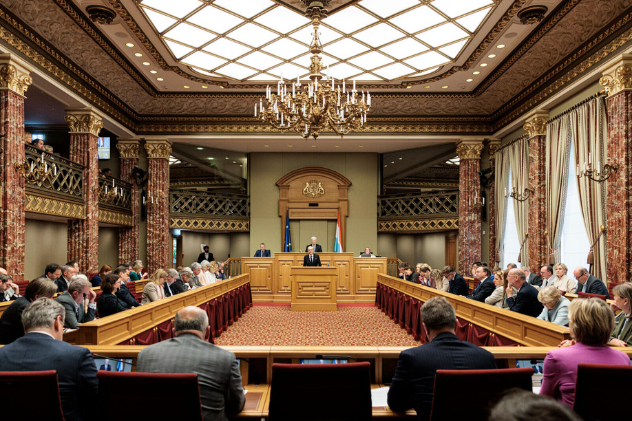 Is it possible to make the welfare state more targeted without making it less inclusive? This will be one of the challenges facing Luc Frieden as the new academic year begins. (Photo: Julian Pierrot/Paperjam)