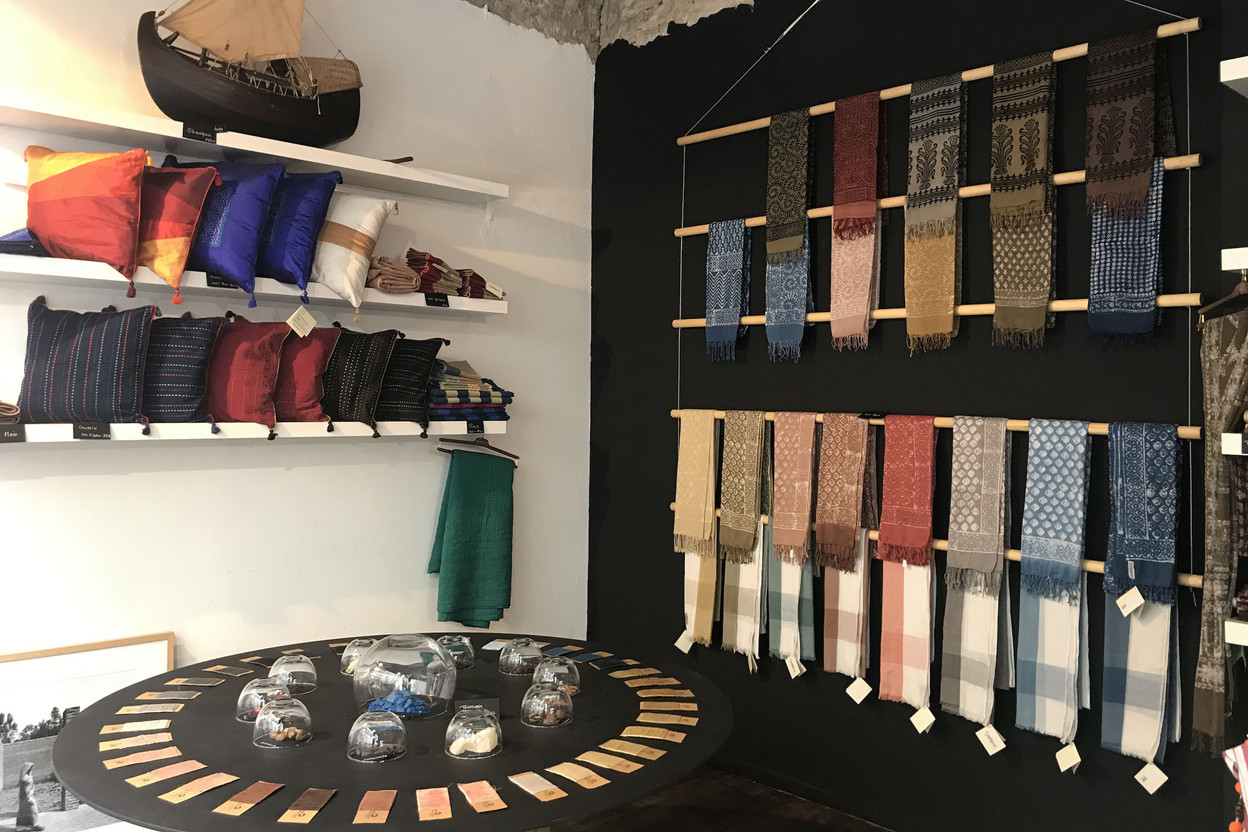 Le pop-up store de Friendship propose à la vente une série d’articles dont les recettes sont versés à l’association. (Photo: Paperjam)