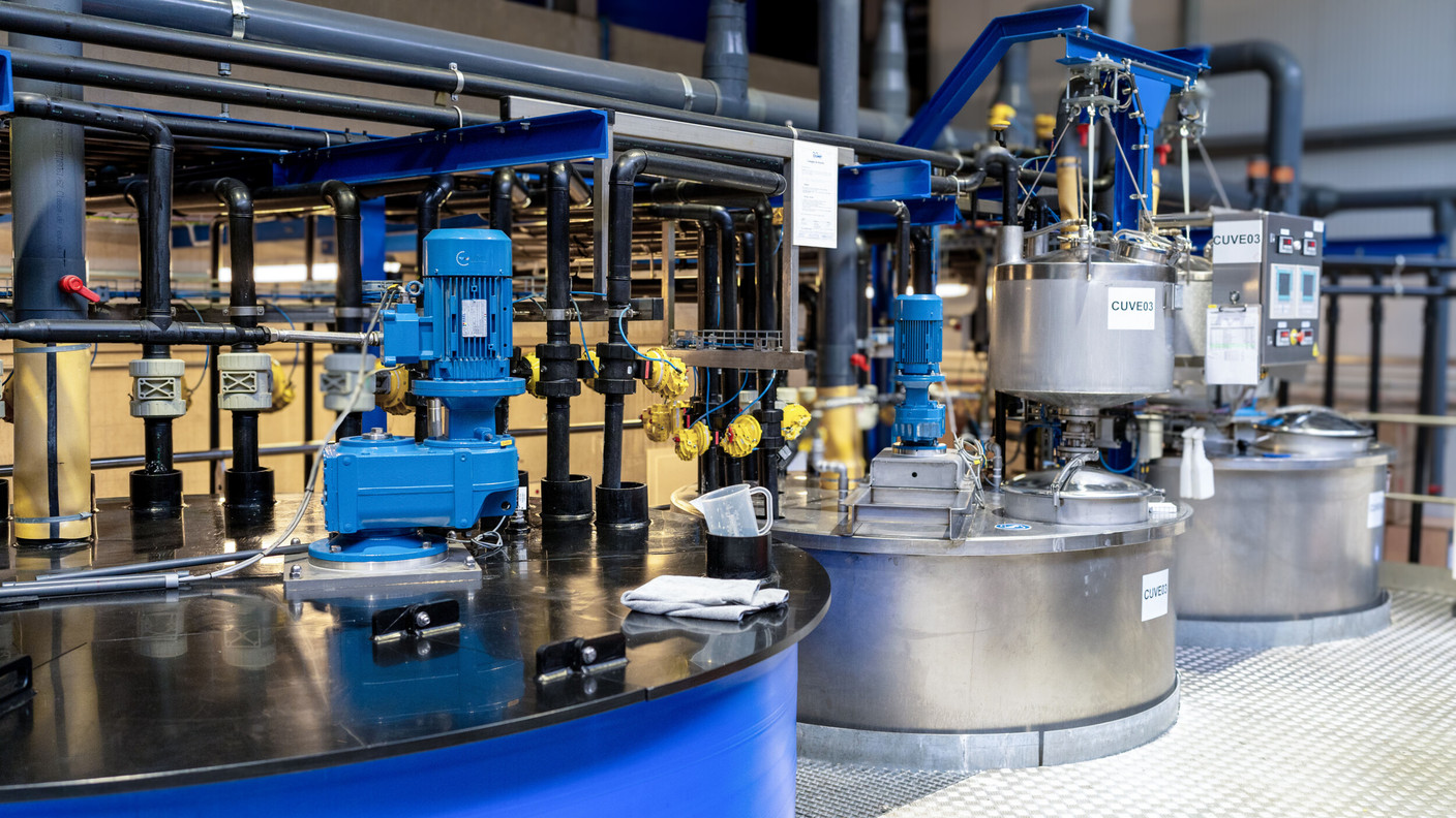 From its production site, Flowey manufactures around 10,000 tonnes of professional cleaning products each year, which are distributed across some 50 countries.  (Photo: Flowey)