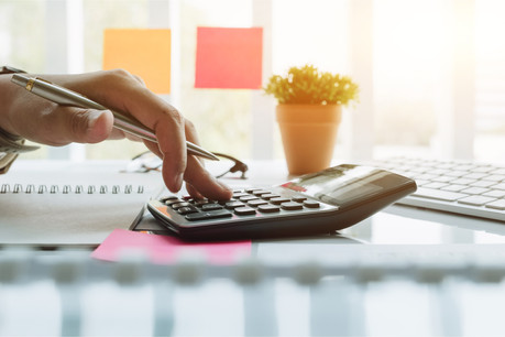 «Les frontaliers doivent, pour les revenus de 2019 et les prochains, remplir le formulaire 2042C et cocher la case 8SH et/ou 8SI», explique Gilles Sturbois, directeur au sein du cabinet d’expertise fiscale Atoz. (Photo: Shutterstock)