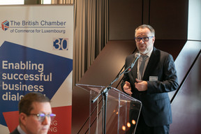 Daniel Eischen, chair of the British Chamber of Commerce for Luxembourg, is seen speaking at the BCC’s Christmas luncheon, 9 December 2022. Chair: Matic Zorman / Maison Moderne