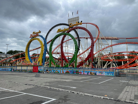 L’attraction Olympia Looping est sans doute la plus attendue du Fun um Glacis. (Photo: Paperjam)