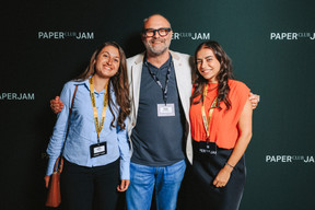 Carla Marques (Paperjam), Christophe Biraud (Post Luxembourg) and Lea Brudermann (Paperjam). (Photo : Julian Pierrot / Paperjam)
