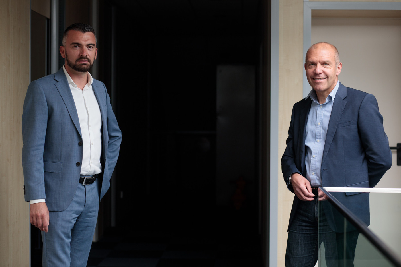 Alban Joly et Pascal Driant s’attendent à une baisse de 30% du chiffre d’affaires en 2020 pour Car Avenue Peugeot à Strassen.  (Photo: Matic Zorman / Maison Moderne)