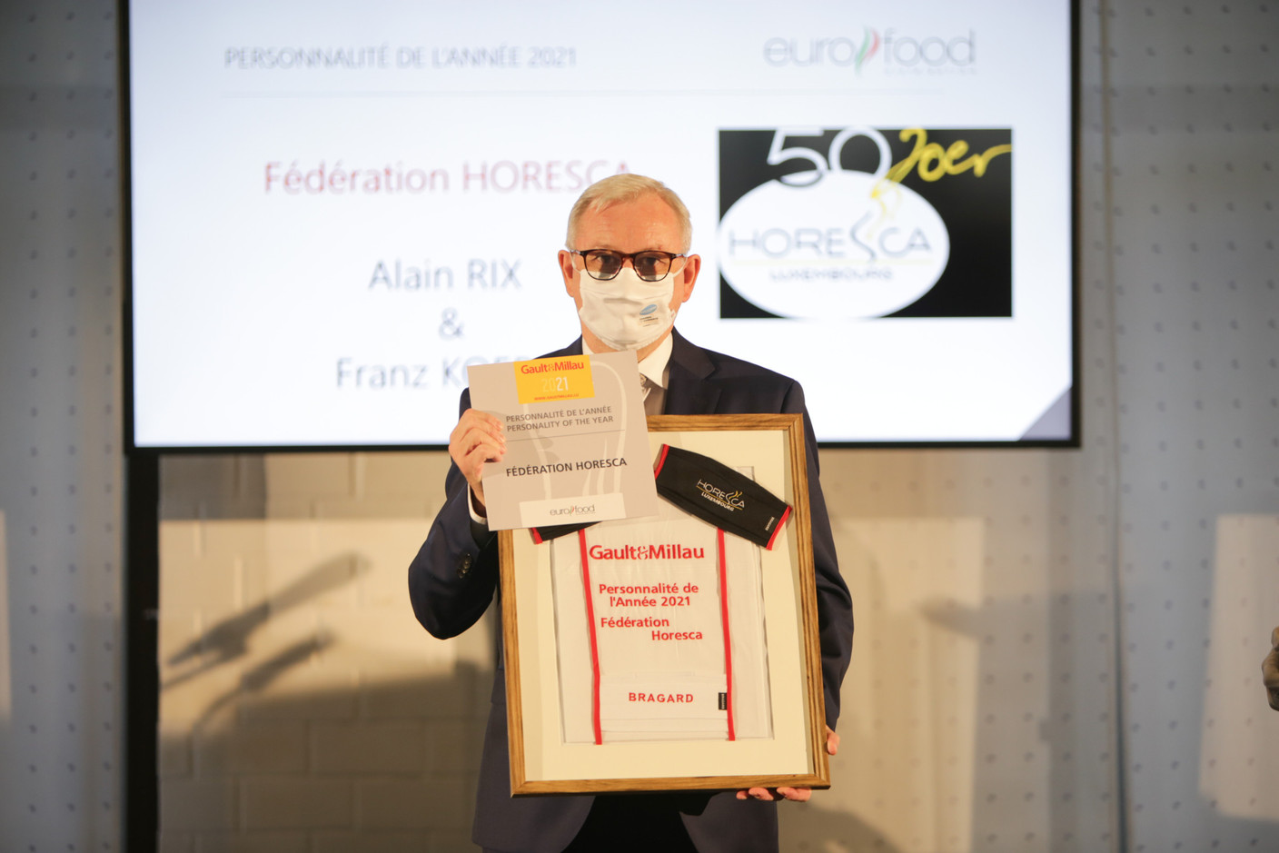 François Koepp, secrétaire général de la fédération Horesca, qui reçoit pour celle-ci le prix de Personnalité de l’année.   (Photo: Romain Gamba / Maison Moderne)