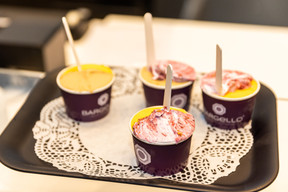 The vegan blueberry cheesecake gelato uses coconut milk instead of regular milk. Photo: Romain Gamba/Maison Moderne