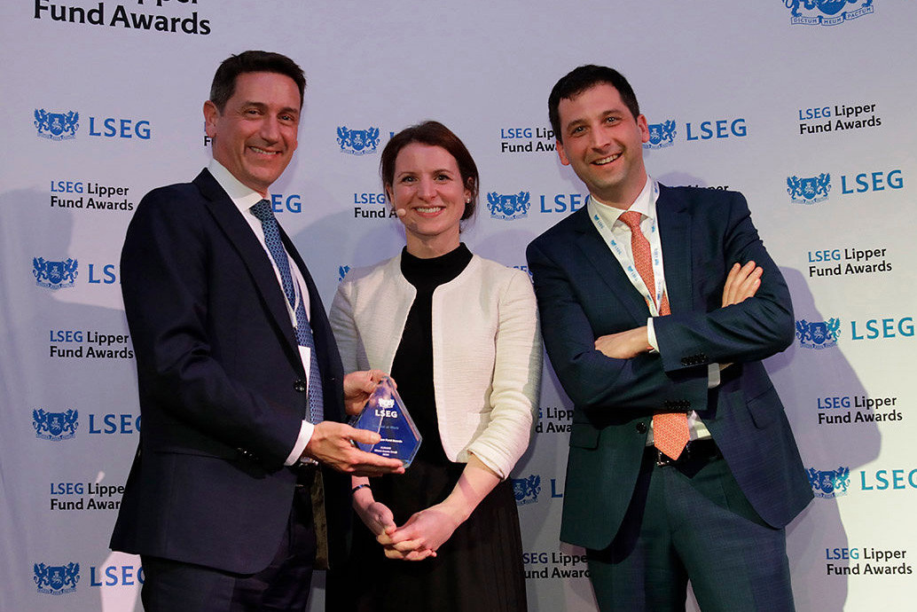 CapitalatWork Foyer Group s’est vu remettre plusieurs prix, dont le European Group Award Trophy dans la catégorie Mixed Asset Management Firm, small size. (Photo: Layton Thompson)