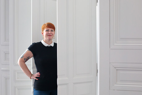 Gioia Bertemes, responsable communication à l’Œuvre nationale de secours Grande-Duchesse Charlotte, ne manque pas de bonnes adresses! (Photo: Matic Zorman/Maison Moderne)