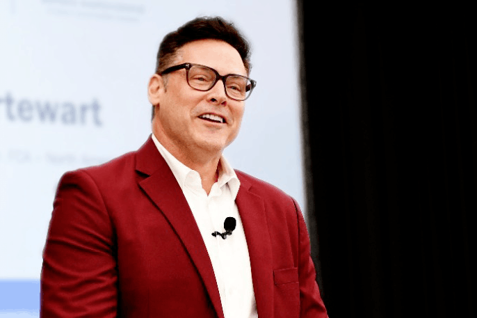 Mark Stewart débutera son rôle de CEO de Goodyear le 29 janvier prochain et succèdera à Richard J. Kramer qui partira à la retraite. (Photo: Linkedin)