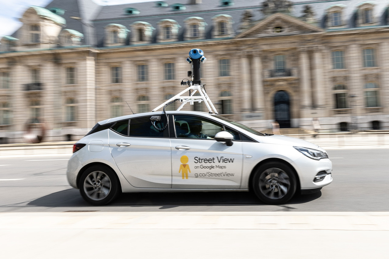 Depuis début juillet, la Google Car a déjà parcouru 5.400 kilomètres au Luxembourg, et elle doit encore passer dans trois zones, au nord-est du pays, pour sa mise à jour du Grand-Duché. (Photo: Guy Wolff/Maison Moderne)