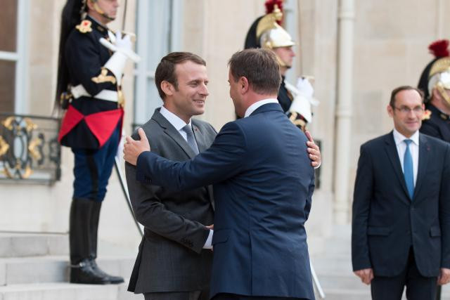 Le Premier ministre Xavier Bettel avait déjà balayé l’idée d’une compensation fiscale lors de sa rencontre avec le président Macron, en marge de la visite d’État luxembourgeoise en France en mars 2018. (Photo : SIP/Charles Caratini)