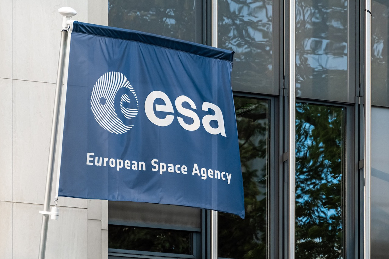Through its membership of the European Space Agency (ESA), Luxembourg is seeking to consolidate the country’s position in satellite communications and support key initiatives, such as the exploration and sustainable use of space resources. (Photo: Shutterstock)