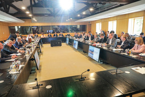 The tripartite meeting at Senningerberg brings together representatives from across the spectrum of business and trade unions as well as the entire cabinet.  SIP / Luc Deflorenne