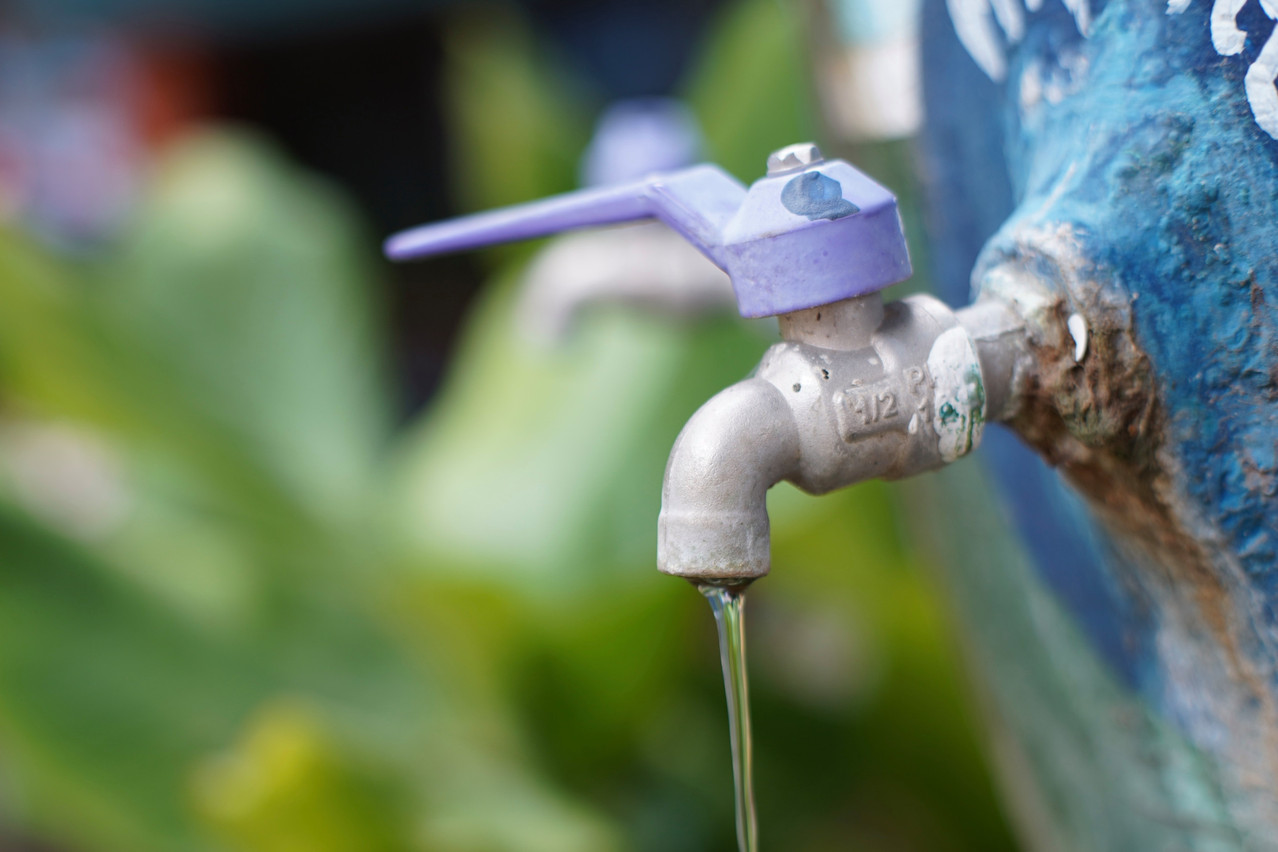 Government have called upon the residents to save drinking water in response to anticipated dry weather ahead. Photo: Shutterstock