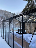 The “glass room” in winter  Photo: La Grange d’Hélène