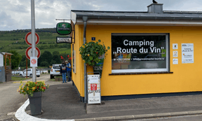 Petite structure au cœur de Grevenmacher, le camping «Route du vin» compte 130 emplacements. ((Photo: Paperjam))