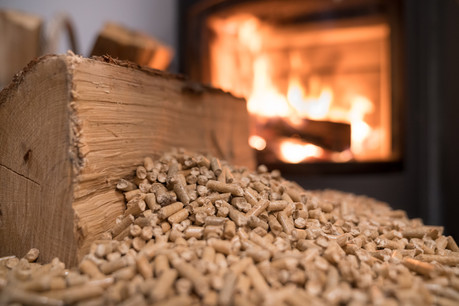 Chaque année, via des circuits courts, l’entreprise produit notamment 15.000 tonnes de pellets. (Photo: Shutterstock)