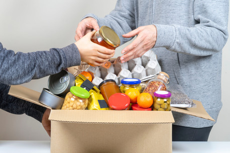 Les épiceries sociales ont vu une hausse des passages en caisse de 11% entre 2019 et 2020 et la valeur totale du panier a augmenté de 26%. (Photo: Shutterstock)