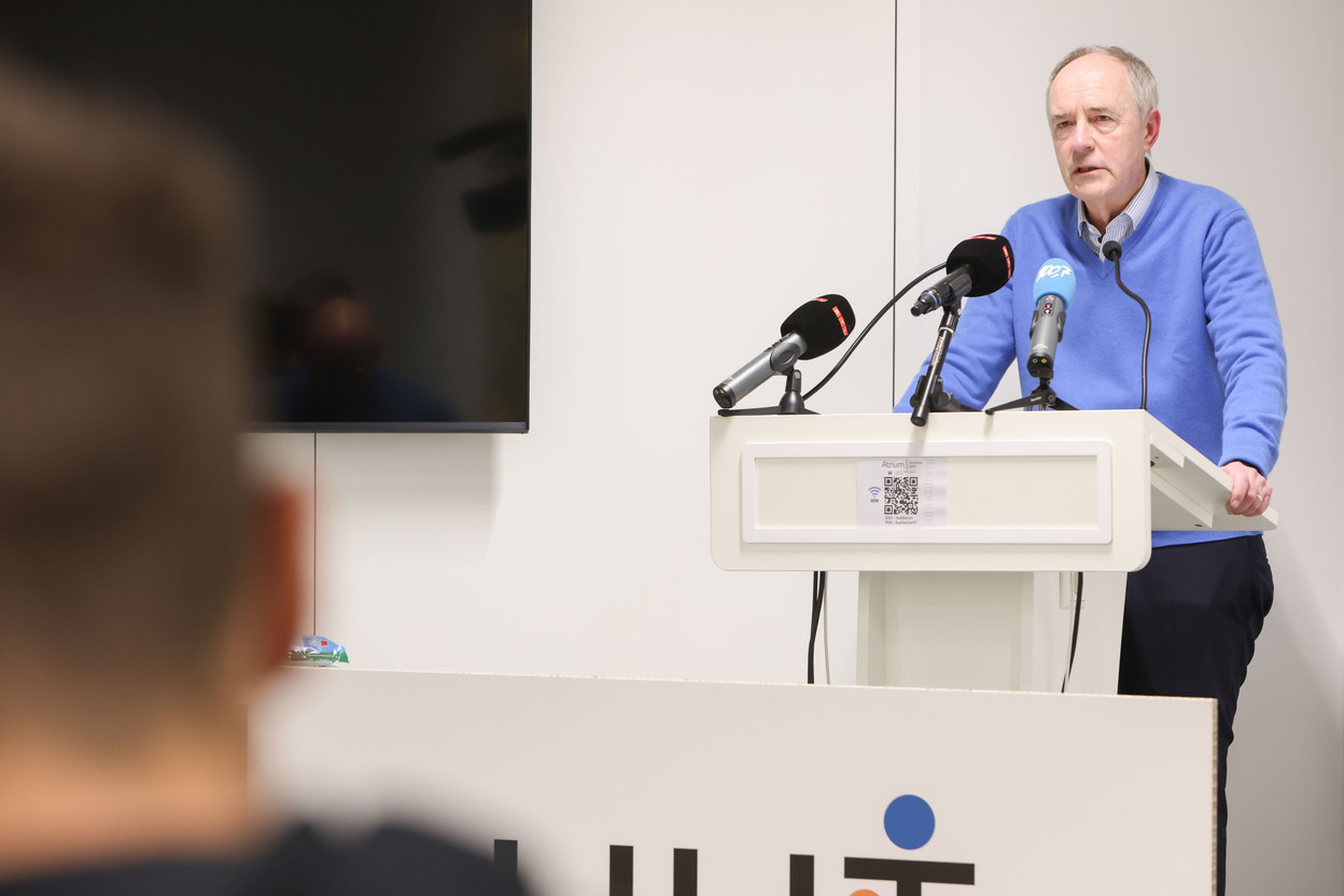 In an hour of questions and answers with the Luxembourg press, Christian Billon, who is heading up the new entity replacing the not-for-profit Caritas until a general management team is recruited, brushed aside the criticisms, stressing the urgent need to allow Hëllef um Terrain to continue doing its job, 1 October 2024. Photo: Marie Russillo/Maison Moderne