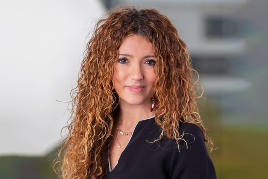 Hida Ozveren Vandenbulke