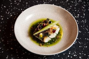 Une carte signée du chef Christoph Kaiser aux nombreuses influences internationales.  (Photo: Eva Krins/Maison Moderne)