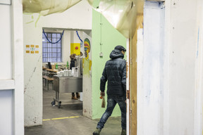 Jour et nuit – En 2018, 1.316 personnes différentes ont été accueillies au Foyer de jour et 773 ont eu recours au Foyer de nuit du Findel, géré par Caritas. ((Photo: Jan Hanrion/Maison Moderne))