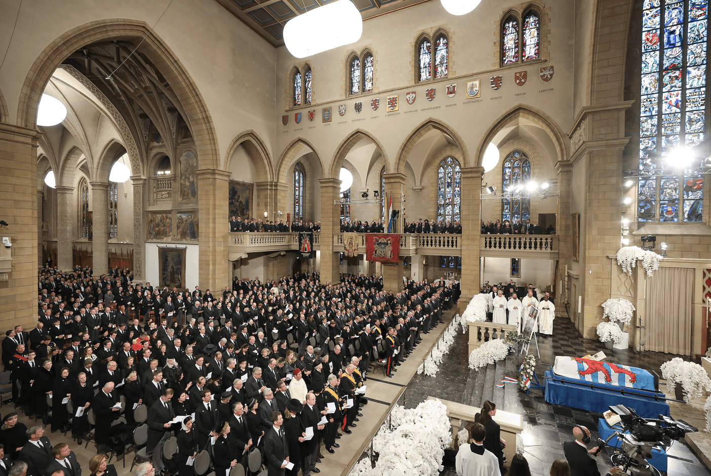 La cathédrale Notre-Dame réunissait de nombreux dignitaires étrangers. (Photo: Guy Wolff / Luxemburger Wort / Photo Pool)