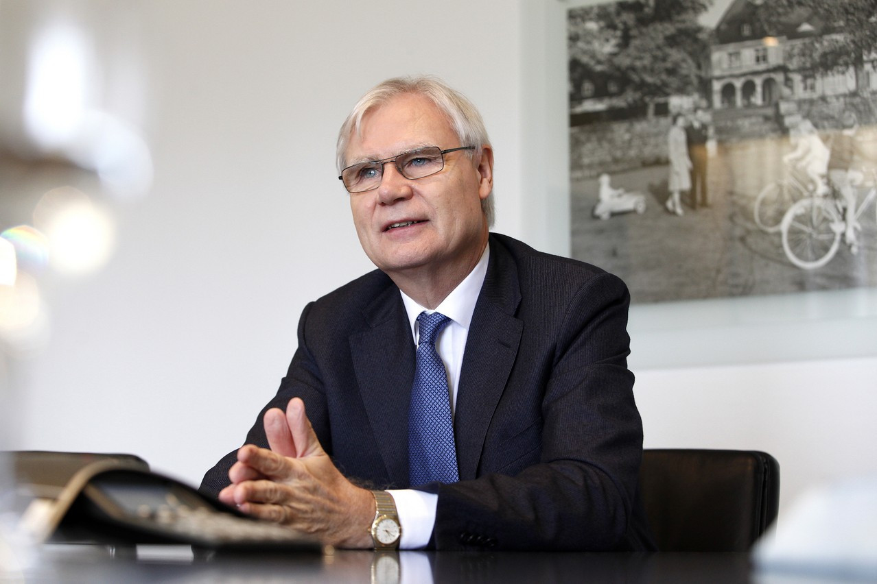 Ancien haut fonctionnaire, Romain Bausch a longtemps arpenté les couloirs du ministère des Finances. Il préside le Conseil national des finances publiques, composé d’experts publics et privés. (Photo: Olivier Minaire/archives Maison Moderne)