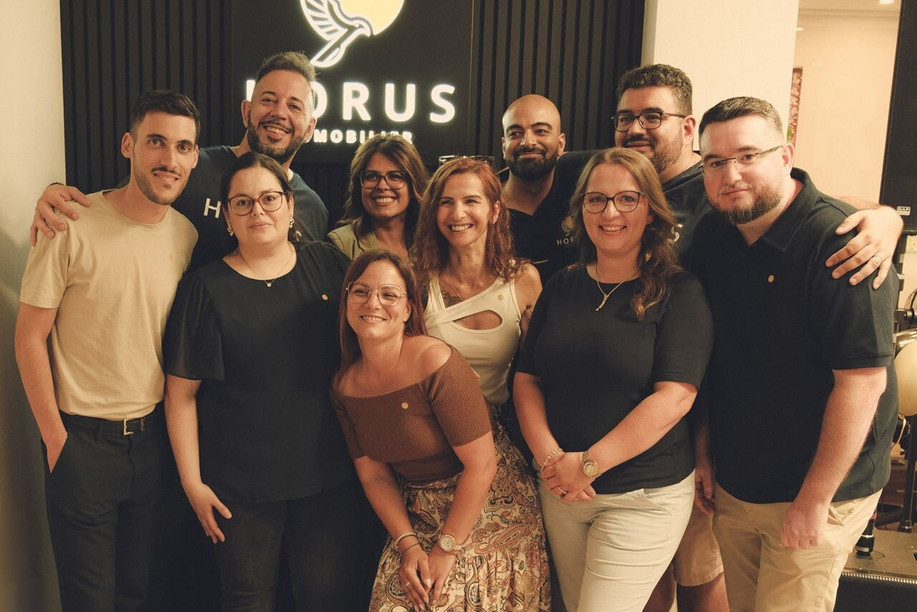 Une partie de l’équipe Horus Immobilier, réunie dans les bureaux de l’agence à Howald, récemment renforcée par deux nouveaux agents. (Photo: Horus Immobilier)
