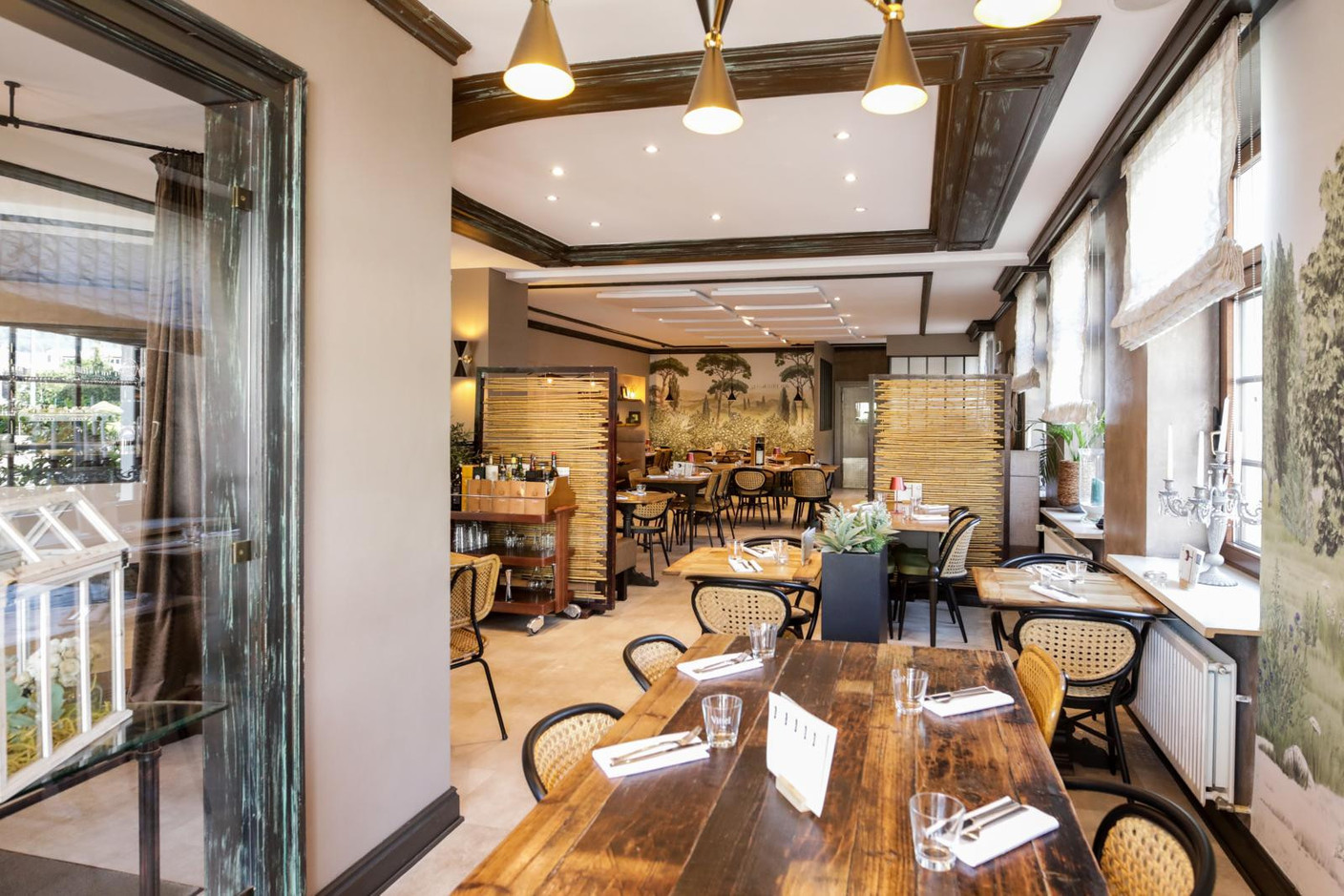 Country chic at Osteria di Niederanven. Eva Krins Maison Moderne