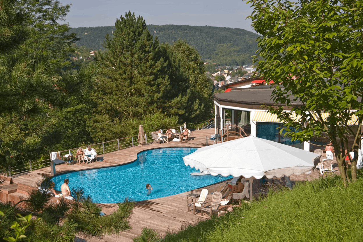 L’hôtel Eden au Lac rouvre son Jardin d’Eden le 29 mai 2026, au cœur du Mullerthal, entre nature, bien-être et gastronomie. (Photo: Hôtel Eden au Lac)