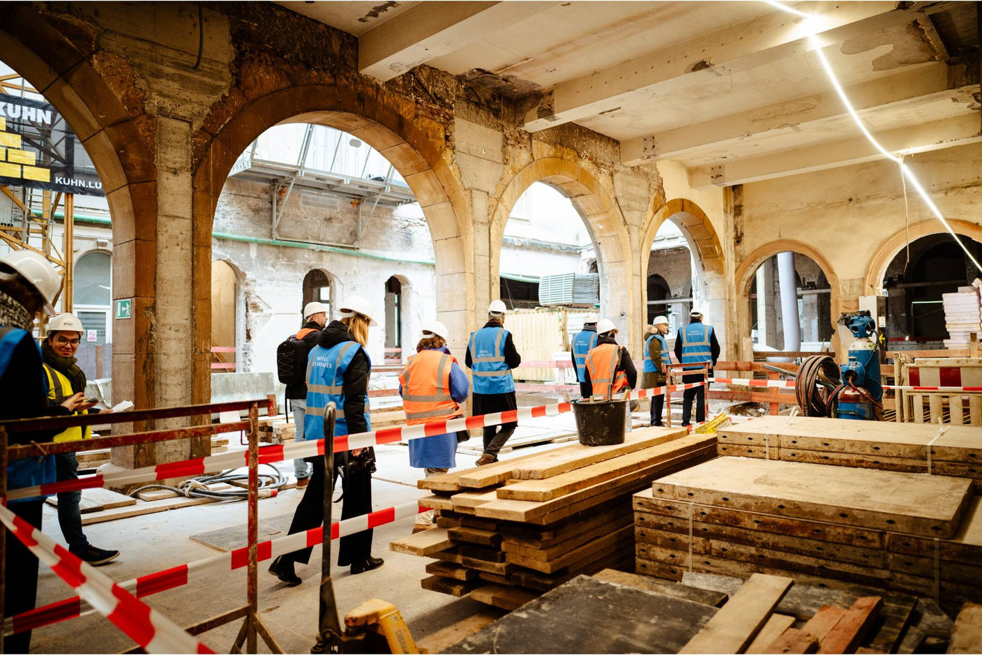 The inner courtyard is lined with arcades. Photo: Post Luxembourg/Anouk Flesch