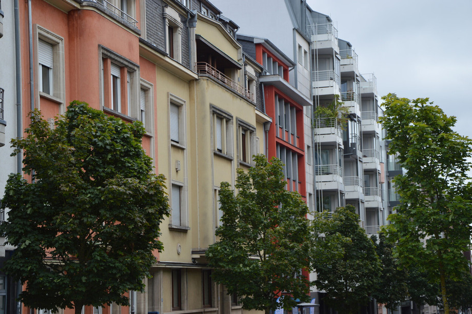 Delays in the payment of housing benefit are falling significantly. The backlog of pending applications has fallen by 63% in a year, whilst the government is defending the new rules for calculating benefits. (Photo: Paperjam)