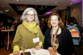 Monika Engler (Croix-Rouge luxembourgeoise) and Mary Carey (PwC). Photo: Marie Russillo/Maison Moderne