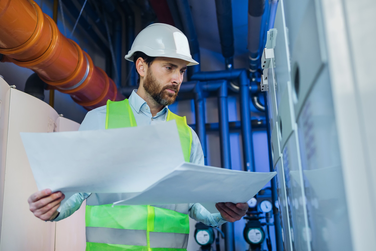 The electricity grid of the future will not rely solely on more renewable energy. It will also need to be supported by businesses capable of adjusting their consumption in line with the system’s needs. (Photo: Shutterstock)
