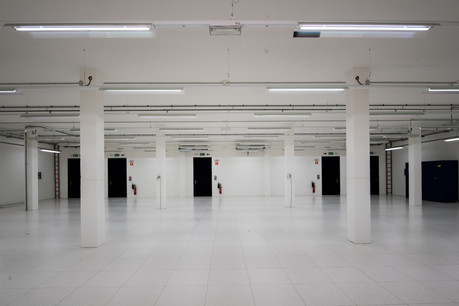 La salle de Luxconnect, quasiment chirurgicale, qui attend le HPC luxembourgeois depuis le printemps dernier, sera remplie et fonctionnelle à partir du 1er janvier 2021. (Photo: Paperjam)