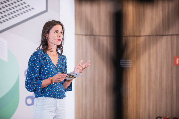 Amélie Madinier dirigeait le Hub@Luxembourg du Crédit Agricole. Avec le déménagement au Glacis, elle devient la «maire» du «Village by CA», l’accélérateur luxembourgeois qui rejoint le puissant réseau français. (Photo: Jan Hanrion/Maison Moderne)