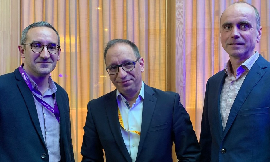 Jury members Nicolas Sanitas from Luxinnovation (left) and Armin Neises from Waves (right) with winner Jean-Christophe Witz, CIO at Husky Technologies. Cloud Community Europe–Luxembourg