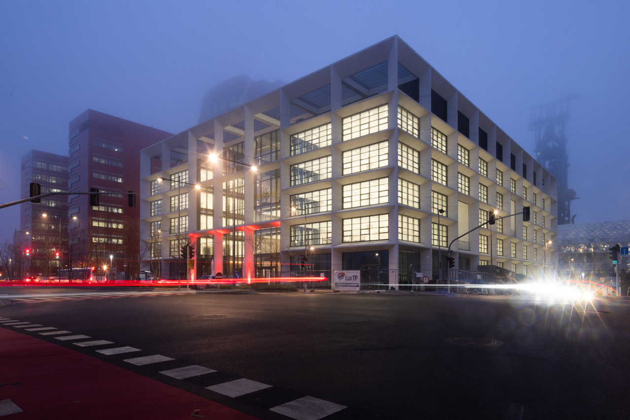Le bâtiment Icône, développé par Besix Group et conçu par Foster + Partners avec BFF…, est désormais livré. (Photo: Guy Wolff/Maison Moderne)