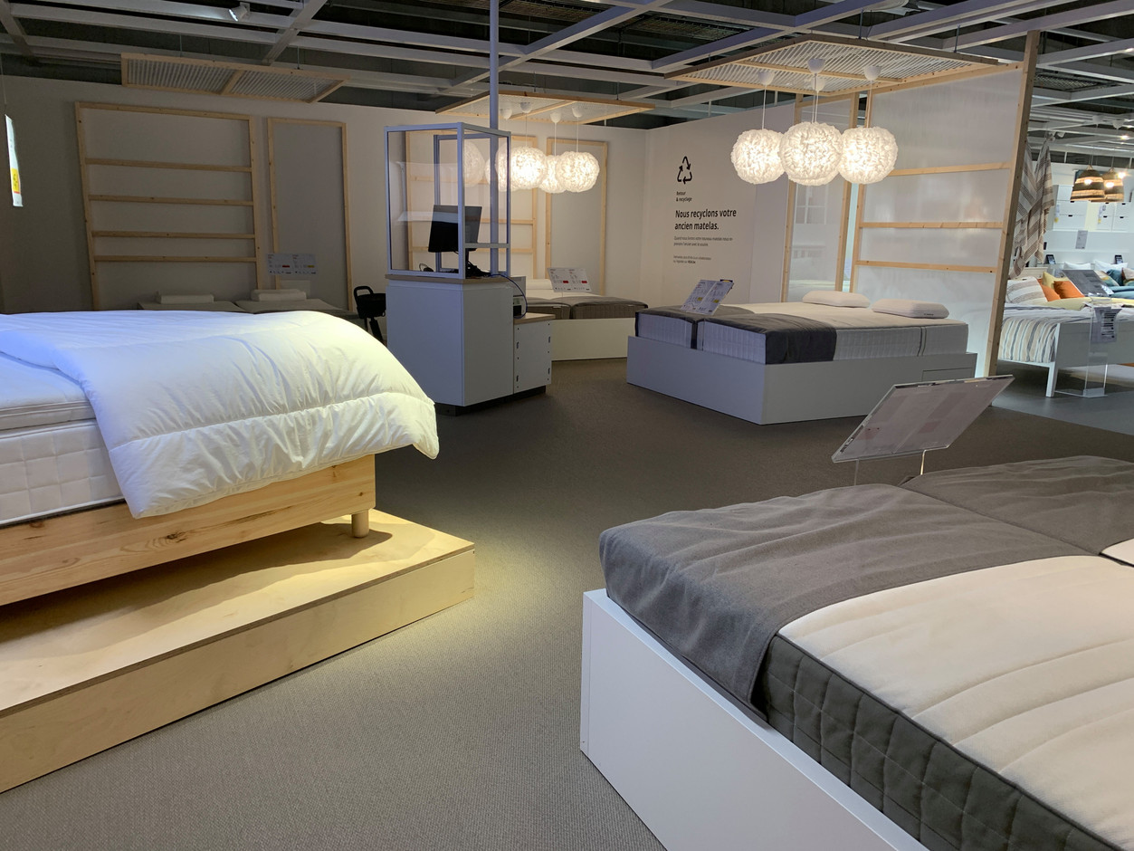 The mattress testing area has been redesigned, with subdued lighting and improved acoustics. (Photo: Paperjam)