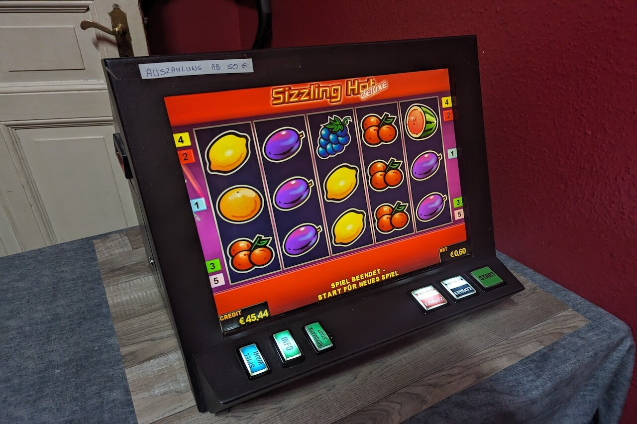 The government wishes to step up the crackdown on illegal gaming machines, which are regarded as a potential conduit for money laundering and organised crime. (Photo: Shutterstock)