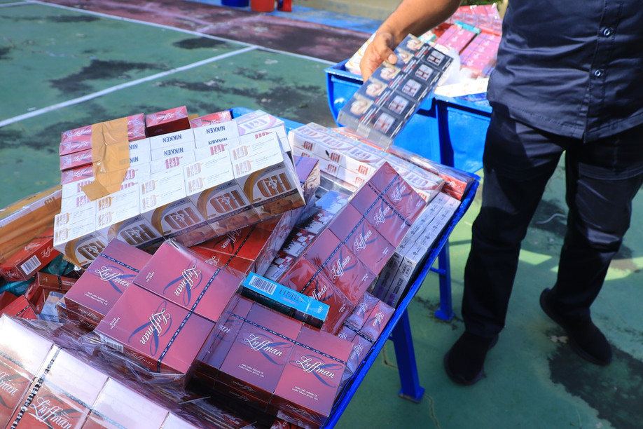 Auditors at the European Court of Auditors have highlighted numerous problems in estimating the size of the illicit tobacco market and ways to organise the fight against it more effectively. (Photo: Shutterstock)