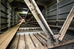 Le renforcement intérieur s’est fait au niveau des quatre caissons qui constituent les culées nord et sud. ((Photos: Nader Ghavami))