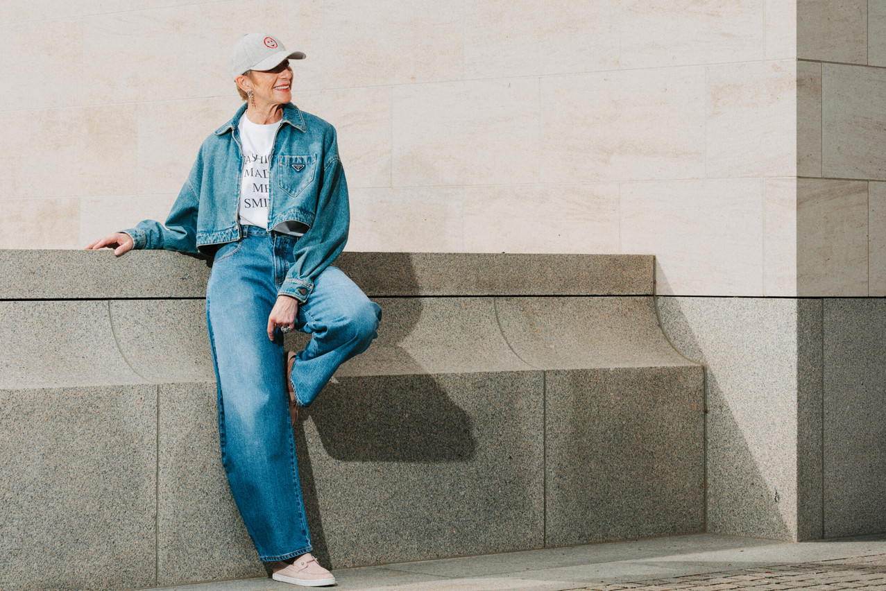 After the CHL: Prada denim jacket, Alaïa jeans, Victoria Beckham T-shirt, Fabienne Belnou cap. (Photo: Julian Pierrot/Paperjam)