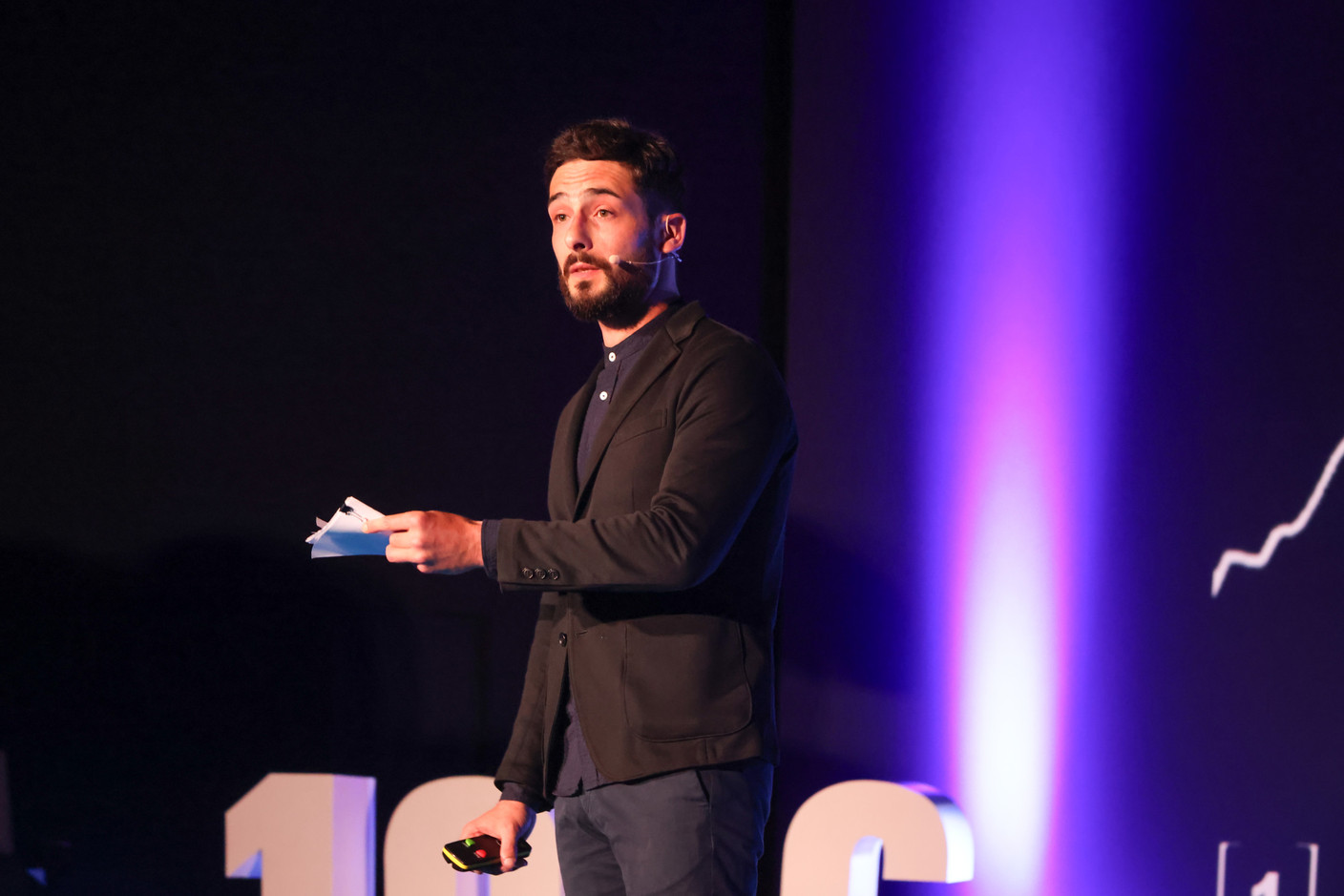 Hugo Tamburini (Asemes) at the 10x6 event “Entrepreneurship: Lessons learned,” organised by the Paperjam+Delano Business Club at Kinepolis Kirchberg, 21 May 2024. Photo: Marie Russillo/Maison Moderne