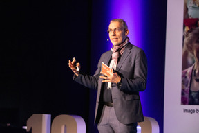 Didier Lemeire (Spuerkeess) spoke during the 10×6 event “Leading HR Managers’ Challenges 2024,” which was held on 24 January 2024. Photo: Marie Russillo/Maison Moderne