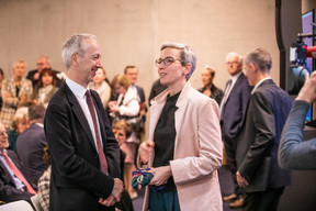 Roly Keating (directeur général de la British Library) et Sam Tanson (ministre de la Culture) ((Photo: Edouard Olszewski))