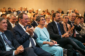François Bausch (ministre de la Mobilité et des Travaux publics), Fernand Etgen (président de la Chambre des députés), Monique Kieffer (directrice de la BNL), Xavier Bettel (Premier ministre), Sam Tanson (ministre de la Culture) et Roly Keating (directeur général de la British Library) ((Photo: Edouard Olszewski))