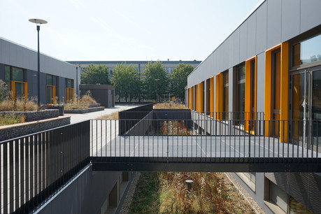 Le Lycée technique du Centre, à Luxembourg, dispose d’un nouveau hall des sports et d’un nouveau restaurant scolaire. (Photo: Decker, Lammar & Associés)